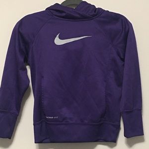 Nike Youth Purple swoosh Hoodie Medium therma fit